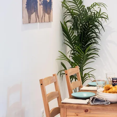 Serafina 3st Floor 2br With Swimingpool Lisbon