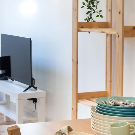 Serafina 3st Floor 2br With Swimingpool Apartment Lisbon